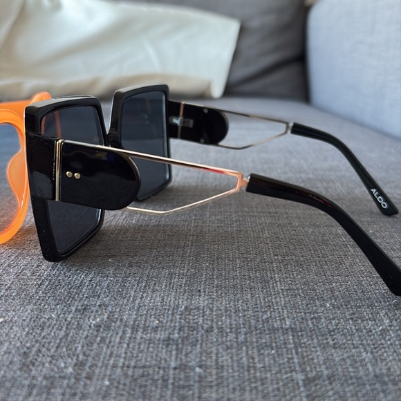American Eagle and Aldo | neon orange and black geometric sunglasses set - Picture 3 of 4